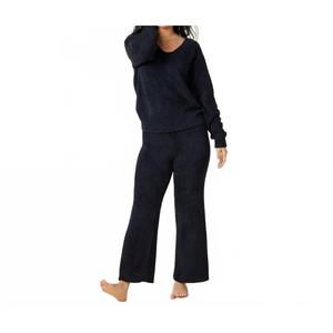 NEW SOFTIES solid marshmallow v-neck lounge set in black